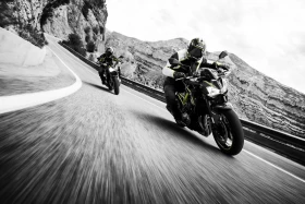 Z900