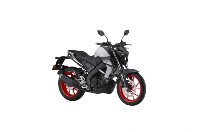 yamaha mt 15 metallic black price