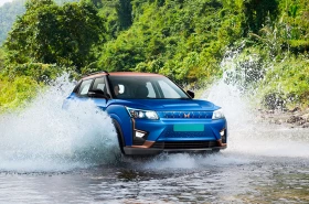 XUV400 EV