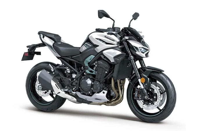 Z900