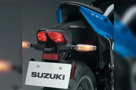 GSX-8R