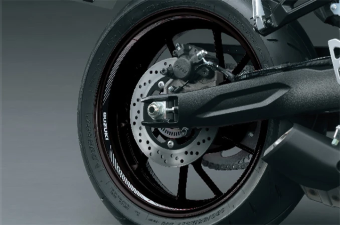 GSX-8R