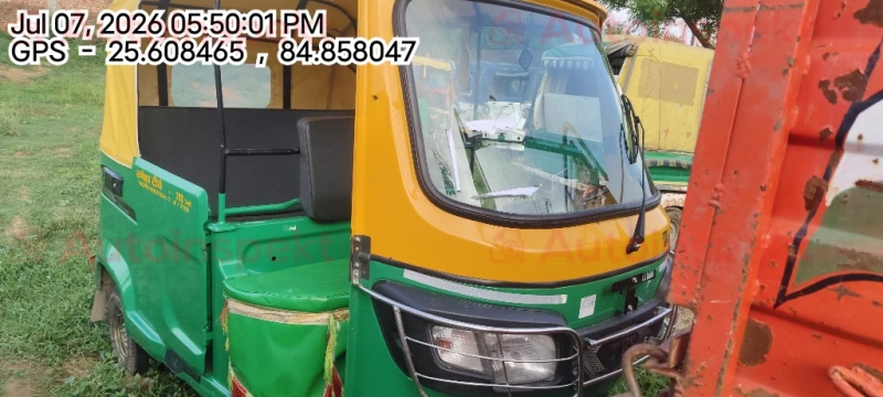 front_right_view