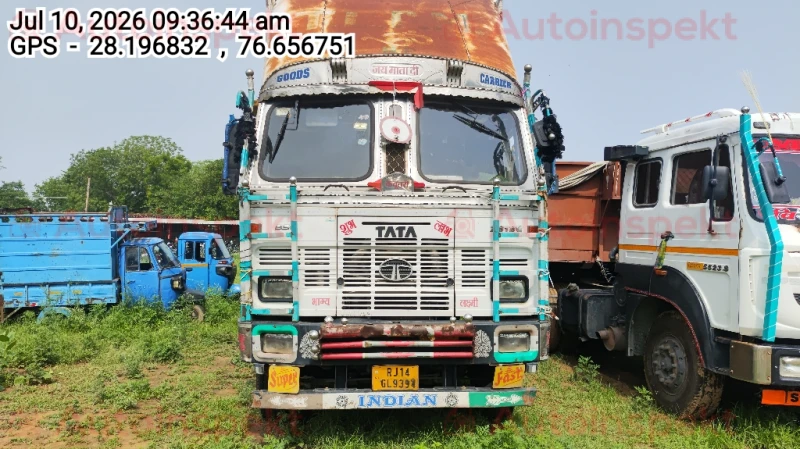 front_right_view