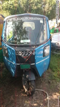 front_right_view