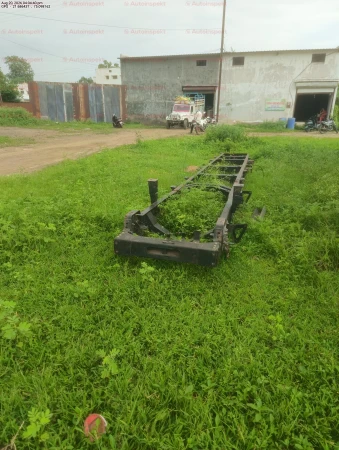 front_right_view