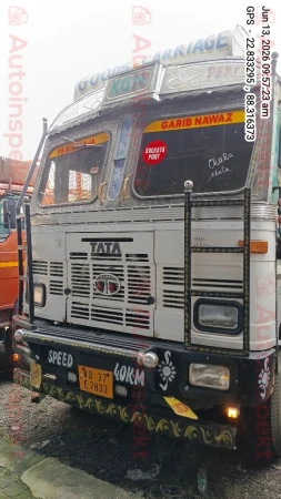 front_right_view