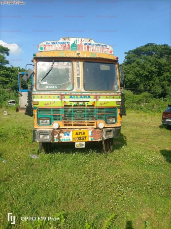 front_right_view
