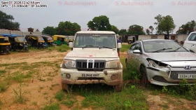  MAHINDRA BOLERO