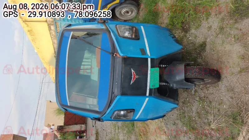 front_right_view