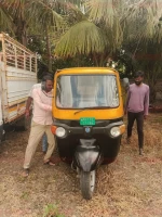  PIAGGIO 3W EV APE E-CITY