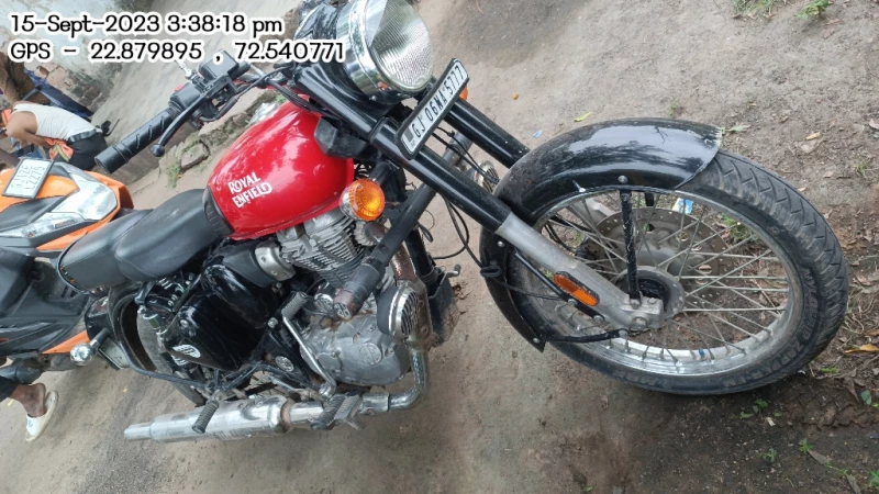 Chola Royal Enfield Classic Redditch Red bikes for Sale Bid