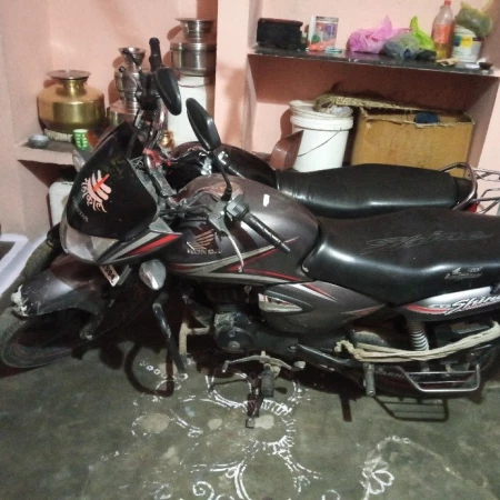 Second hand bike honda shine sp hot sale