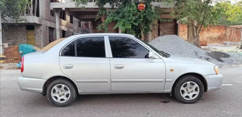 2001 hyundai deals accent for sale