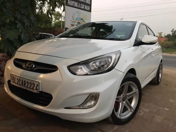 Verna fluidic online headlights olx