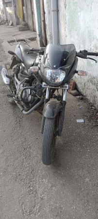 Second hand best sale pulsar gadi