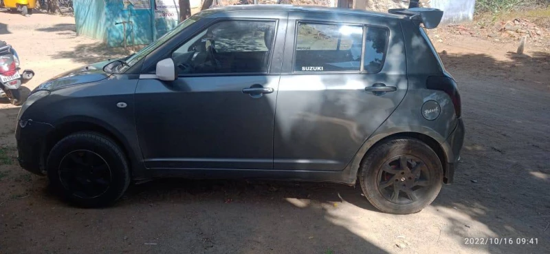 2006 Used MARUTI SUZUKI SWIFT VXI in Chennai