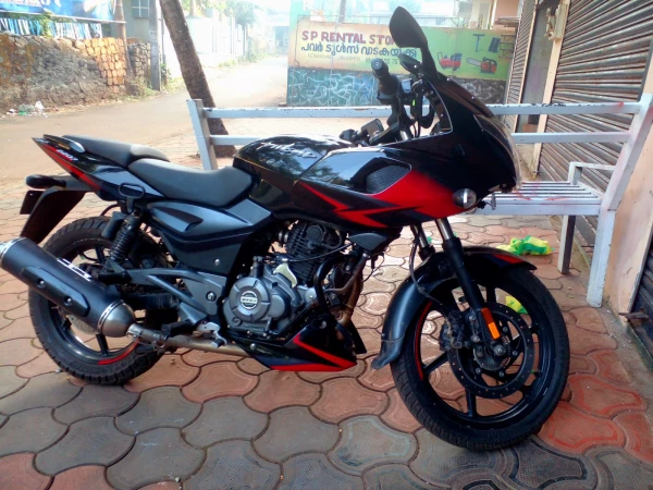 Bajaj pulsar store second hand