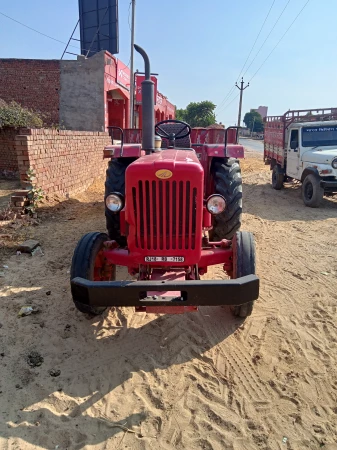 MAHINDRA 575 Di