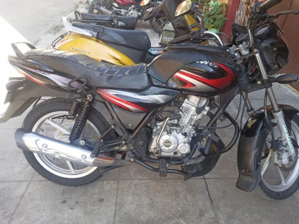 Bajaj discover 125 second cheap hand price