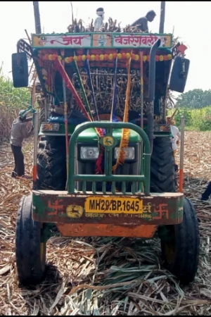 John Deere 5305