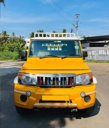 MAHINDRA Bolero Pik-Up