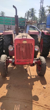 MAHINDRA 575 Di