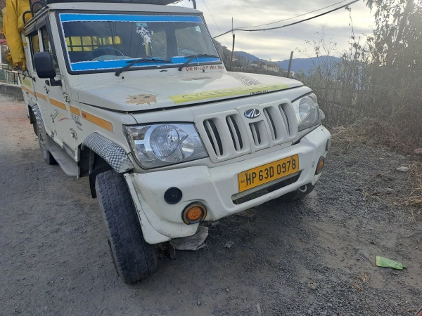 MAHINDRA Bolero Camper