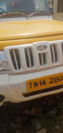 MAHINDRA Bolero Pik-Up