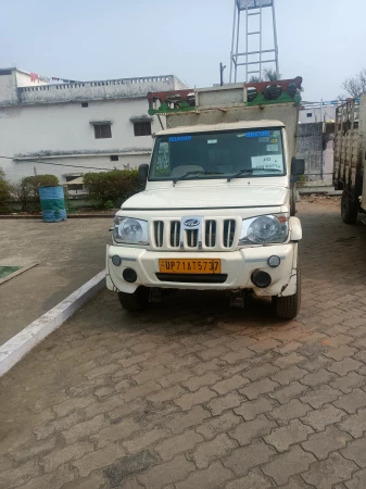 MAHINDRA Bolero Maxitruck Plus