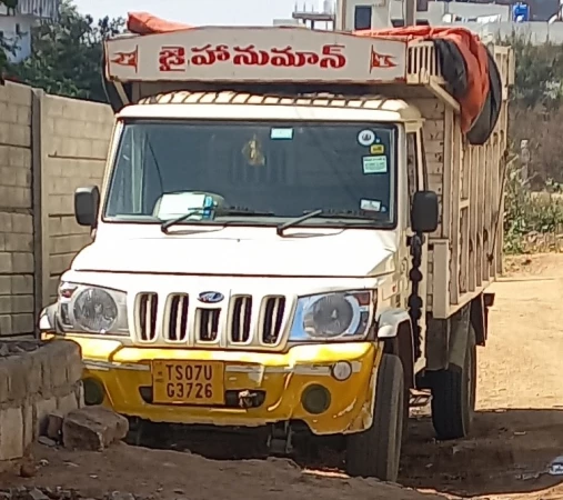 MAHINDRA Bolero Pik-Up