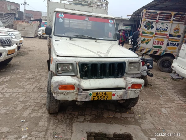 MAHINDRA Bolero Camper