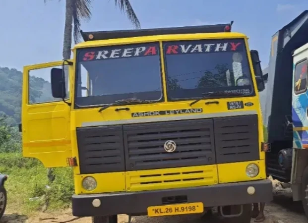 ASHOK LEYLAND 1618