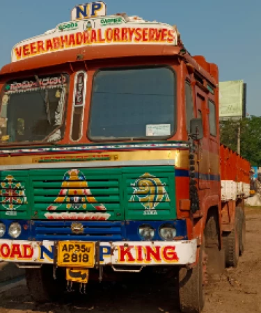 ASHOK LEYLAND U 2518 R/1 and R/2