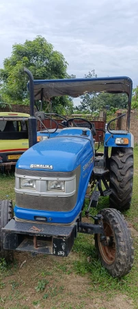 Sonalika Di 740 III