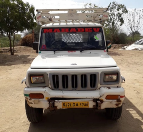 MAHINDRA BOLERO