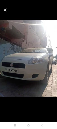 Used Fiat Punto [2011-2014] Active 1.2 cars for Sale in Lucknow, Second  Hand Punto [2011-2014] Petrol Car in Lucknow for Sale