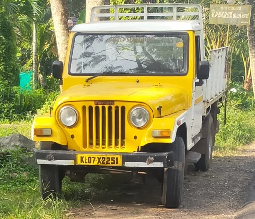 MAHINDRA BOLERO