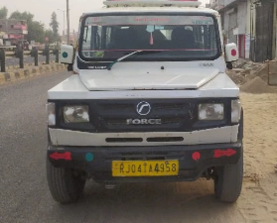 Force Motors TEMPO TRAX