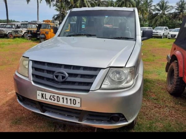 TATA MOTORS Sumo Gold