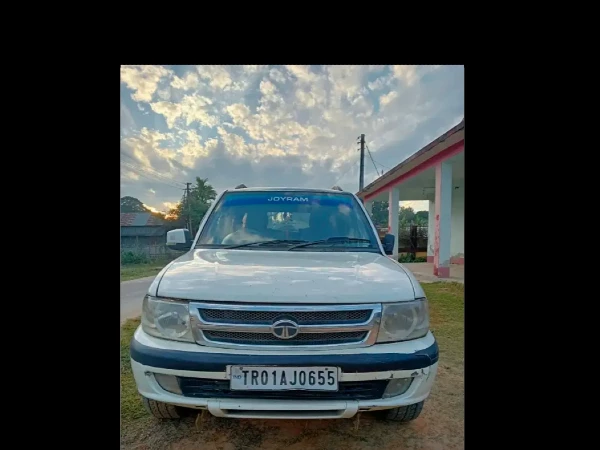 TATA MOTORS Safari [2015-2017]