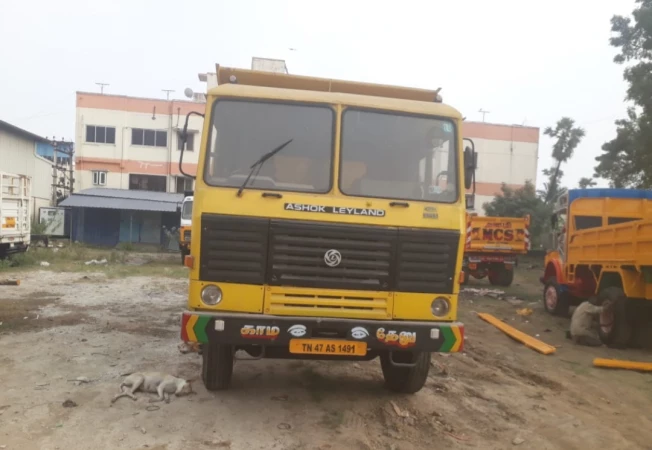 ASHOK LEYLAND 2518