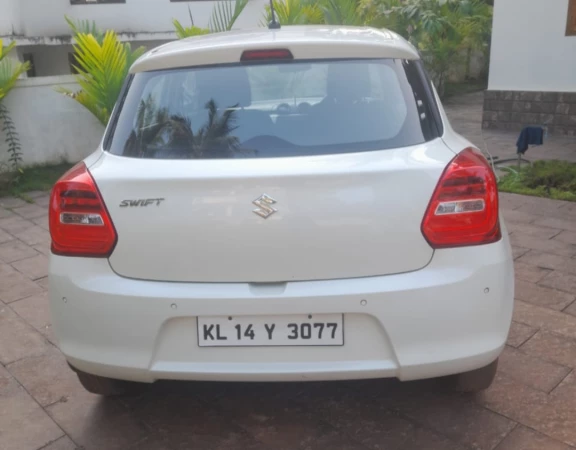 MARUTI SUZUKI SWIFT