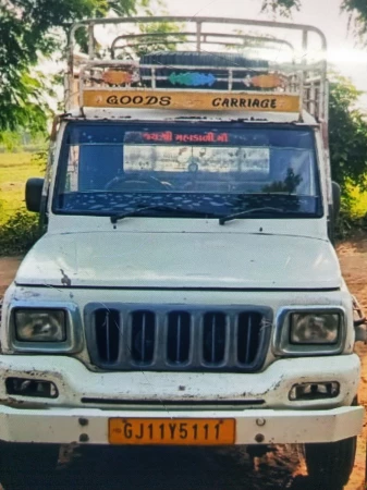 MAHINDRA Bolero Camper