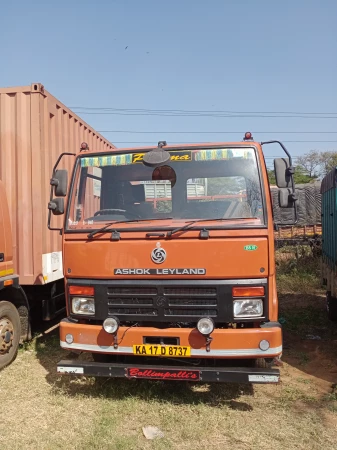 ASHOK LEYLAND ecomet 1012