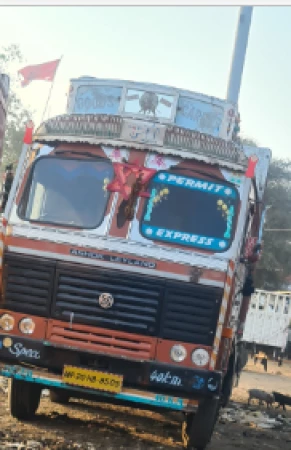 ASHOK LEYLAND 3118 LA (Super)