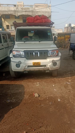 MAHINDRA BOLERO