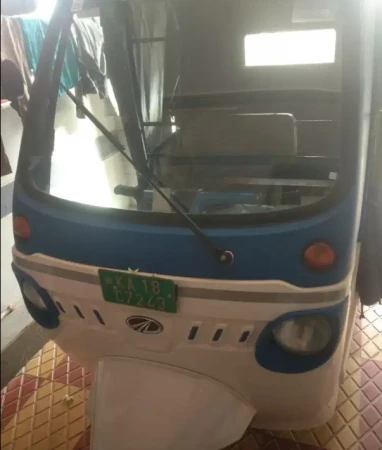 Mahindra Treo Yaari 