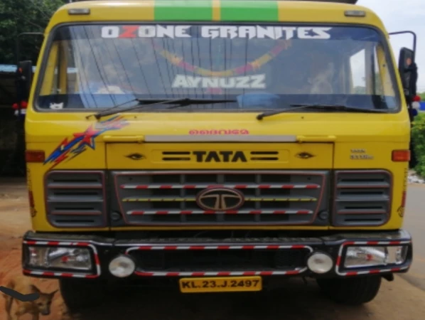 TATA MOTORS LPK 3118