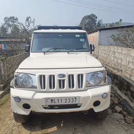 MAHINDRA Bolero Pik-Up